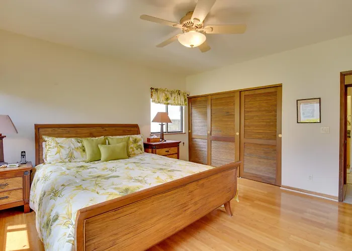 Kailua-Kona Condo With Resort Access And Ocean View!
